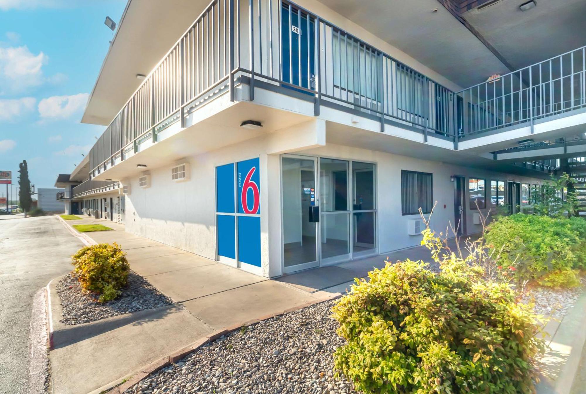 Motel 6-Del Rio, Tx Экстерьер фото