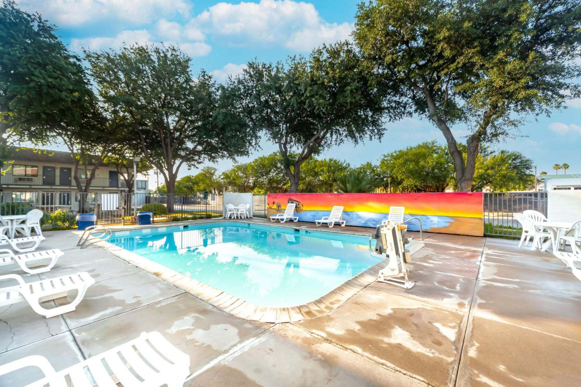Motel 6-Del Rio, Tx Экстерьер фото